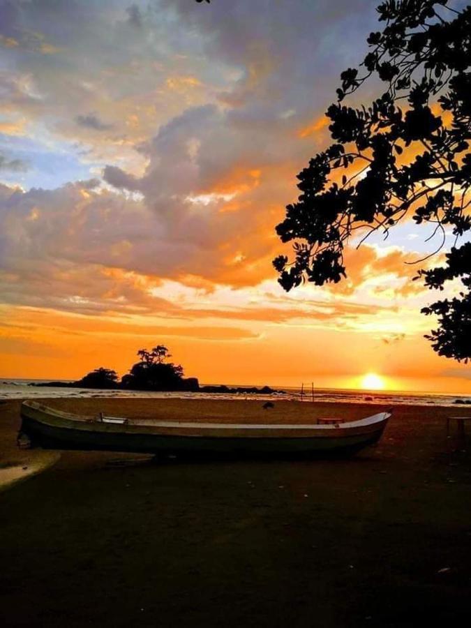 Sobrado Yemanja 200Mts Da Praia Sao Sebastiao  Esterno foto